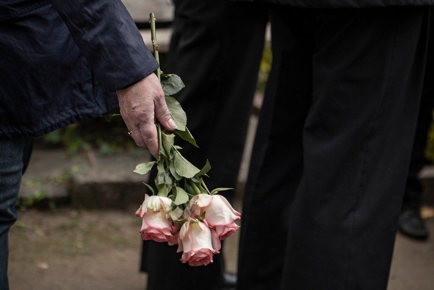 grief, rose, white, rose flower, fall, funeral, farewell, sorrow