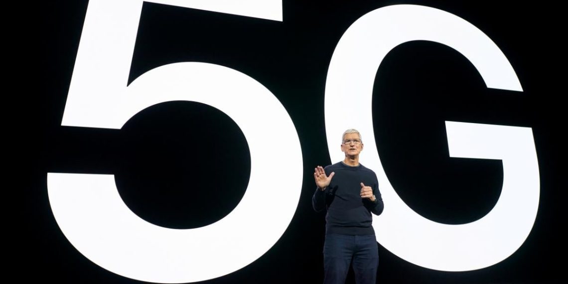 В Bloomberg опровергли информацию о том, что Тим Кук собирается уходить с поста директора Apple