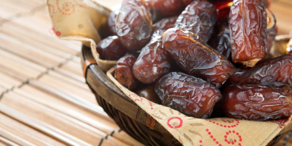 Финики пролежат свежими много месяцев: вот в каком месте их нужно хранить